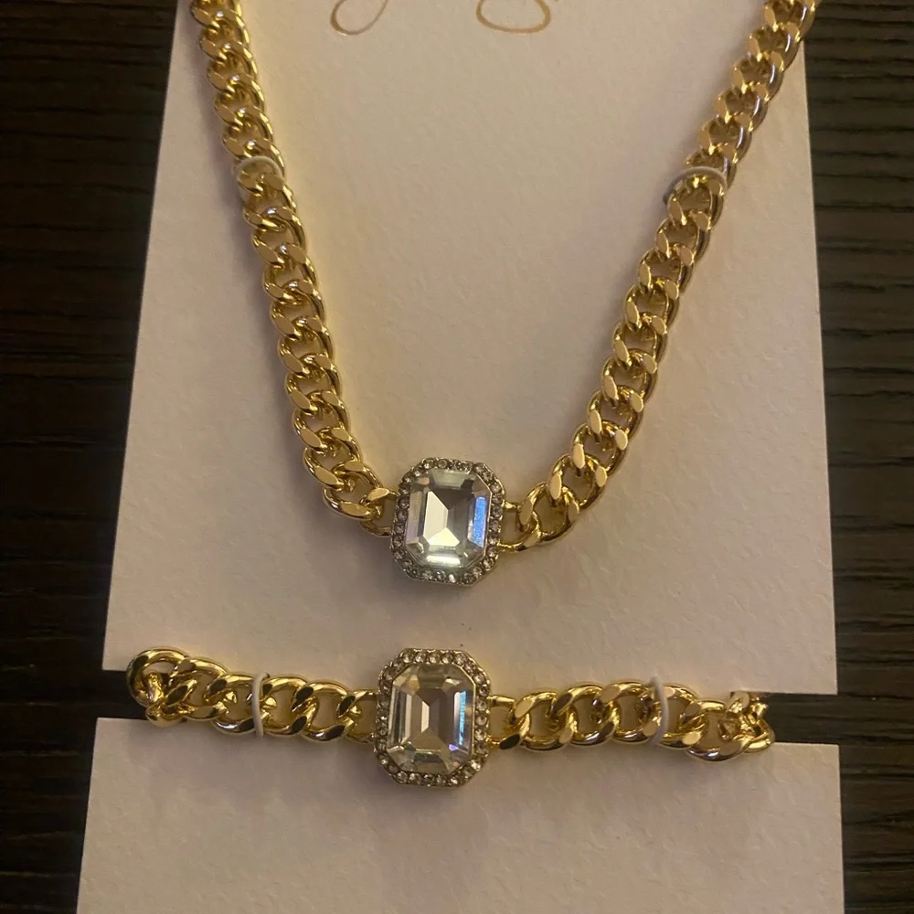 Jessica Simpson brand gold simpson